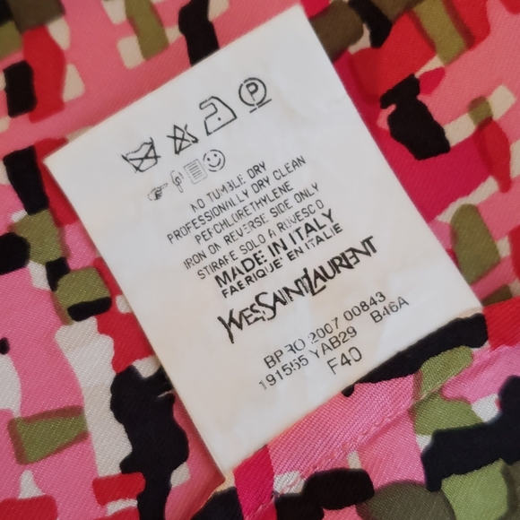 YSL authentic 🇨🇵100% silk tank top - Picture 4 of 4